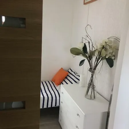 Pieds Dans L'eau Apartment *